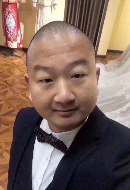 丑哥吃佛手瓜视频,美味与挑战并存！