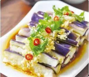 茄瓜用不用刮皮吃呢视频,是否需要刮皮揭秘