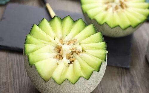 猪吃蜜瓜的视频,蜜瓜盛宴的欢乐瞬间