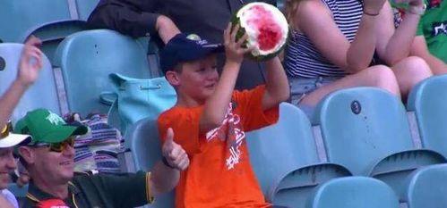 海外吃瓜热点事件视频,海外吃瓜群众视角下的精彩瞬间