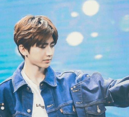 李晨吃瓜蔡徐坤视频大全,揭秘热门视频背后的精彩瞬间 第3张 李晨吃瓜蔡徐坤视频大全,揭秘热门视频背后的精彩瞬间 第3张