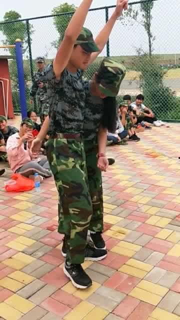 教官事件吃瓜视频,揭秘背后真相与争议 第3张 教官事件吃瓜视频,揭秘背后真相与争议 第3张